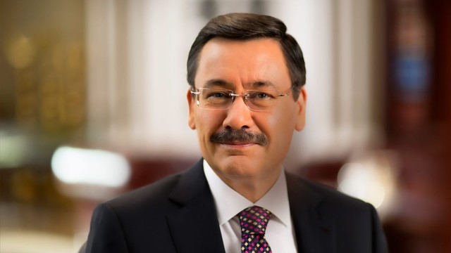 Melih Gökçek'ten dikkat çeken mesaj