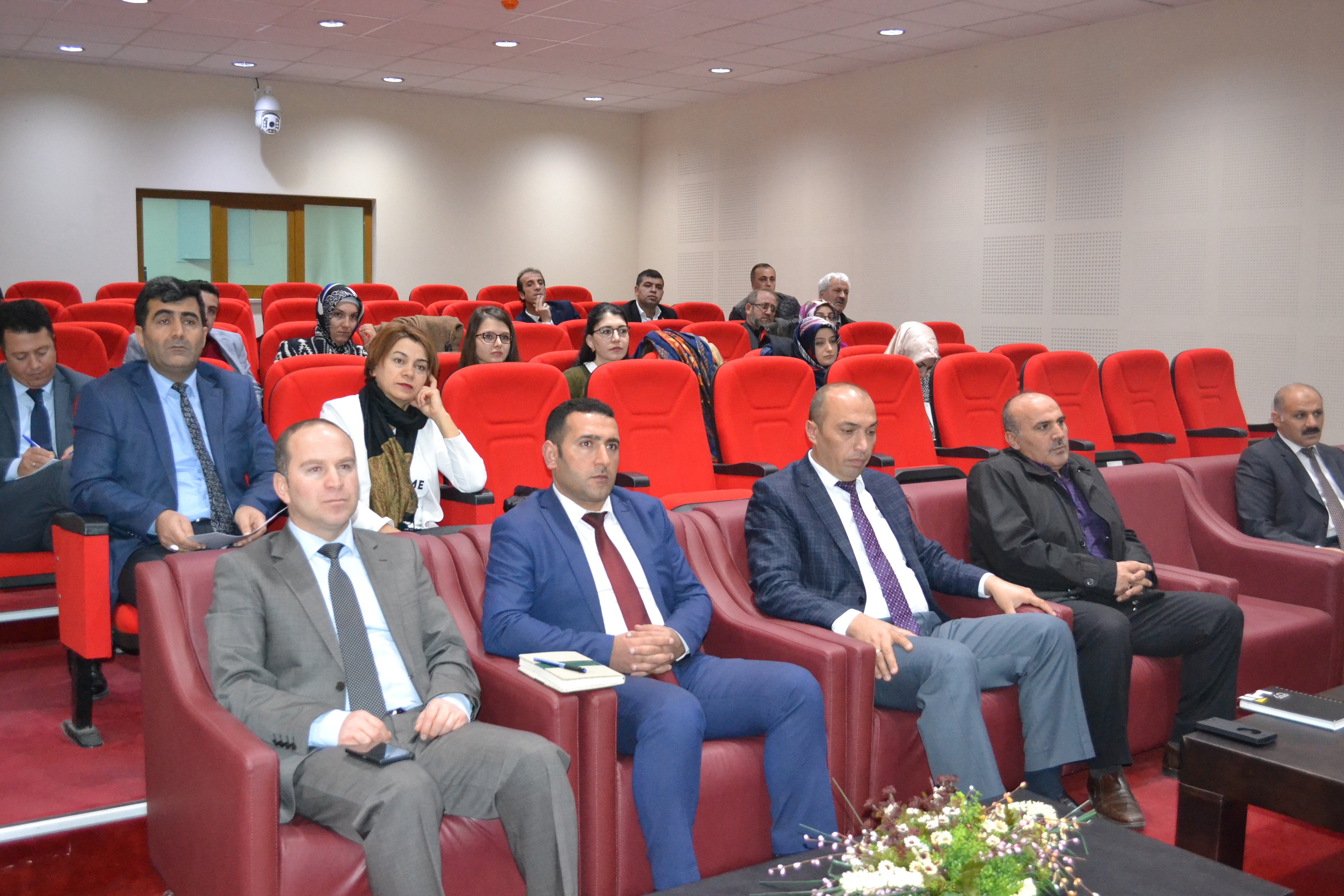 Aile ve Sosyal Politikalar İl Müdürlüğünde destek hizmetleri semineri