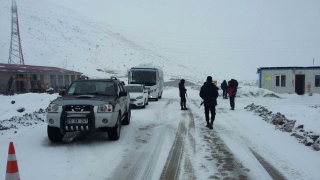 Geçtiğimiz Yıllarda Bu Yol Altı Ay Kapalı Kalıyordu