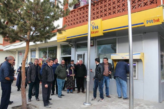 Akşar Ptt, Memur Olmadığı İçin Haftada İki Gün Açık Kalıyor