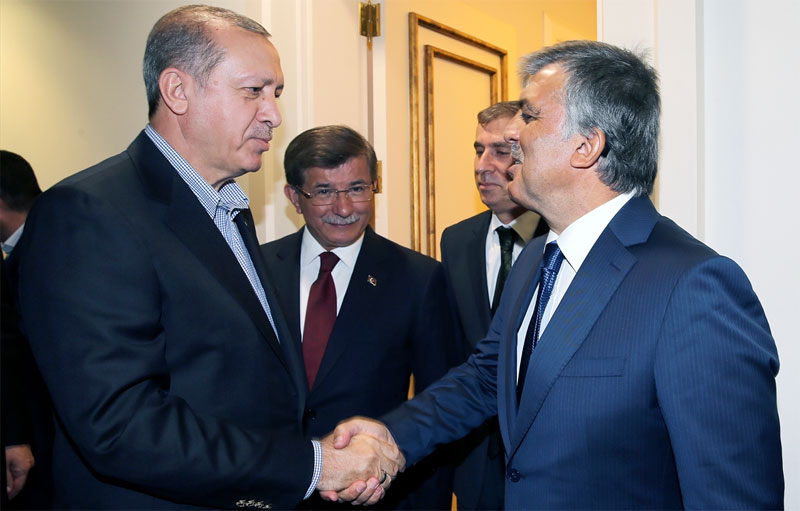 Abdullah Gül için bomba sözler: Gül Erdoğan’ın karşısında aday mı olacak?