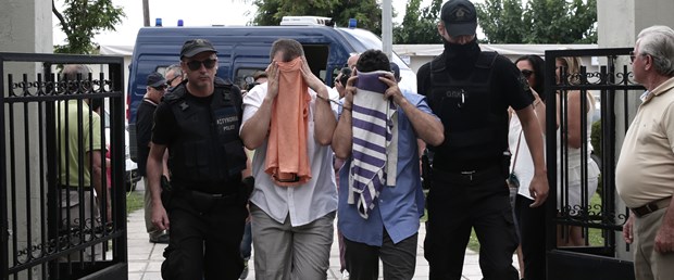 Yunanistan skandal 'darbeci askerler' kararında ısrarlı