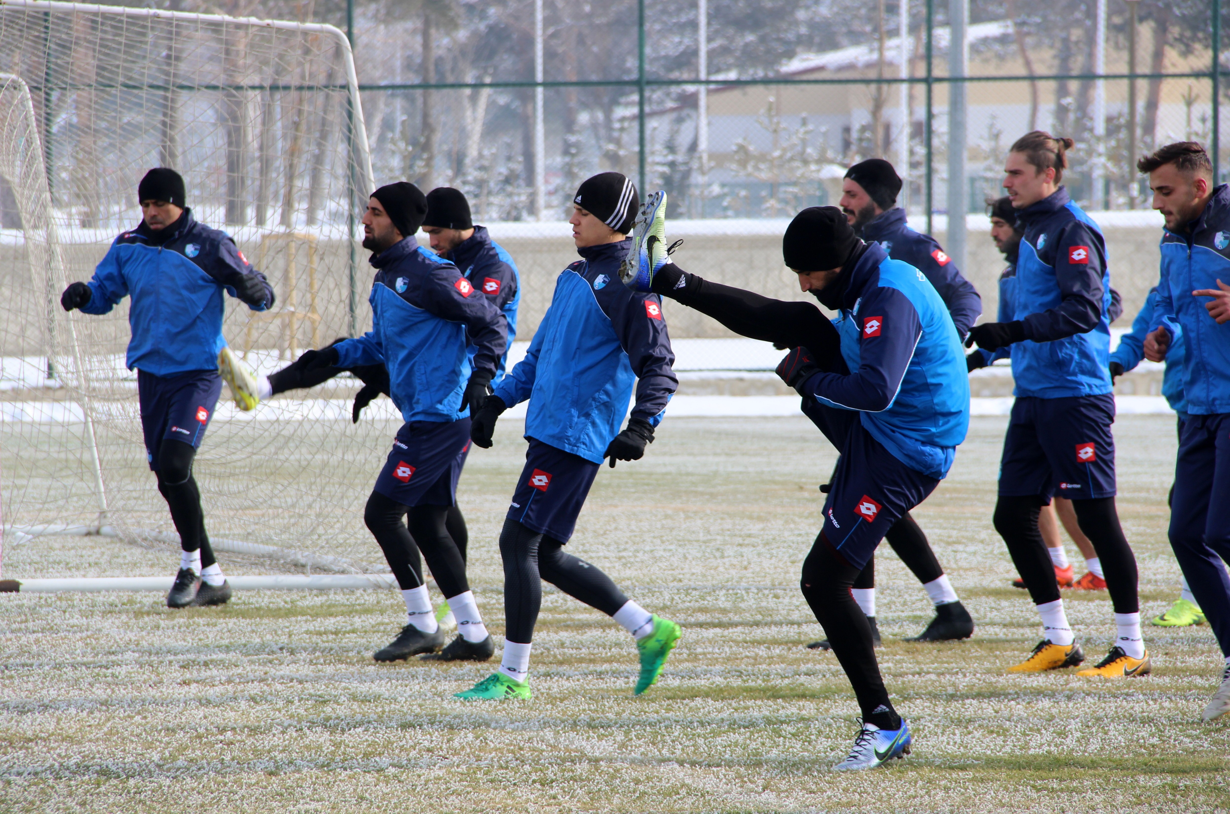 B.B. Erzurumspor’da hırslı antrenman