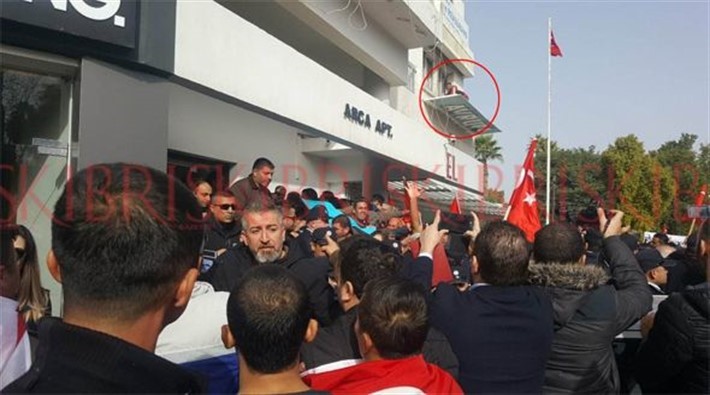 Erdoğan'ın 'cevap verilmeli' dediği gazeteye saldırı anları ortaya çıktı