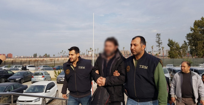 Suriye'ye DEAŞ için savaşmaya giderken yakalandılar