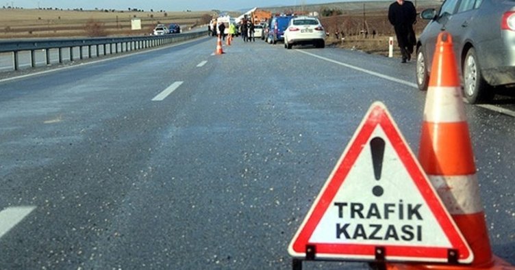 Erzurum'da Trafik Kazası: 3 Yaralı