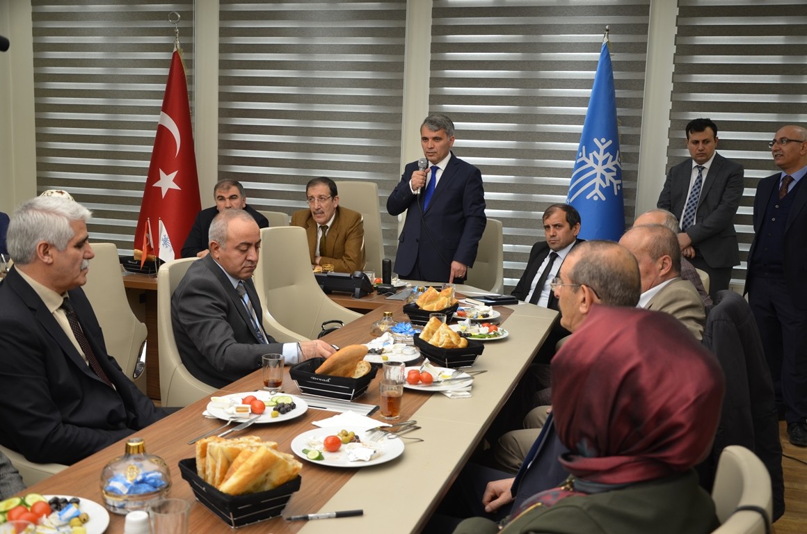 Başkan Bulutlar, okul müdürleriyle bir araya geldi