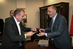 Yücelik'ten Oltu taşı tespih!