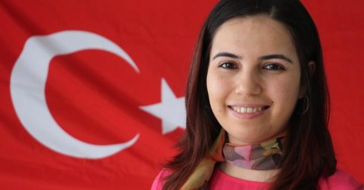 Dünyanın en iyi 10 öğretmeni arasına giren ilk Türk oldu!