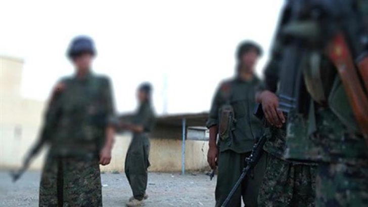 PYD/PKK Arap kızlarını zorla silah altına alıyor