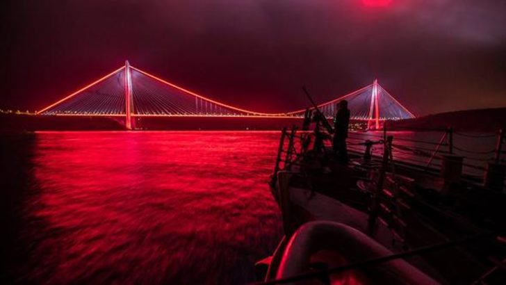 ABD donanmasından olay paylaşım... 'Yavuz Sultan Selim Köprüsü'yle mesaj!