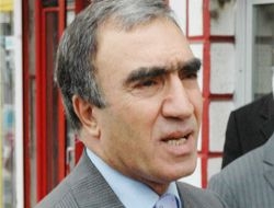 MHP'li Öztürk gezilerini sürdürüyor