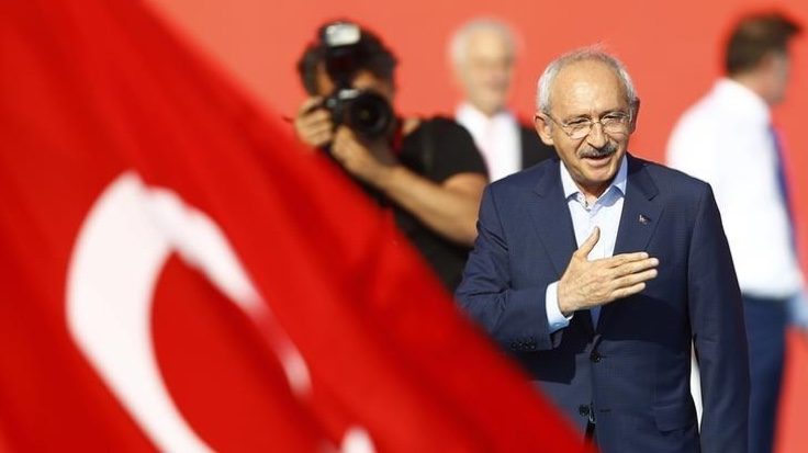 Kılıçdaroğlu: Evlere, iş yerlerine Türk Bayrağı asalım