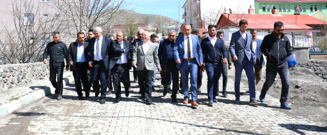 Başkan Sekmen Şenkaya ve Olur'a Çıkarma Yaptı