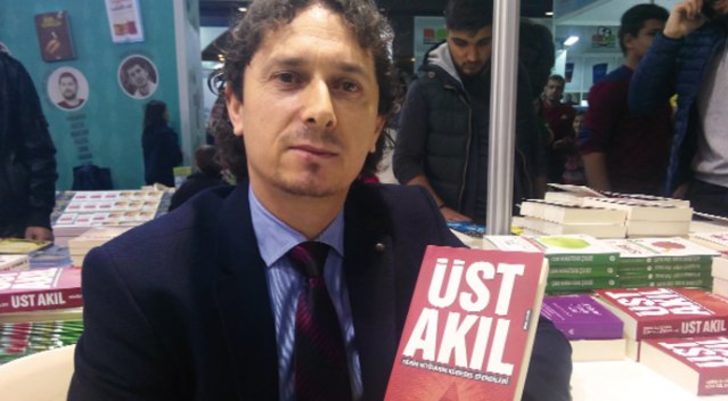Diriliş Postası yazarı Murat Akan Twitter'dan paylaştı: Reis kaybedeceği seçimi yaptırmaz