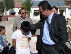 Aydın'dan dosteline destek!..