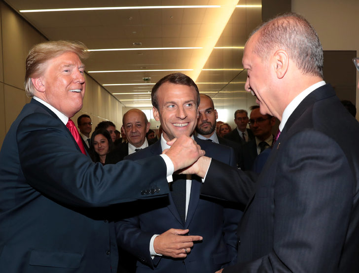 Erdoğan Trump'la bir günde üç kez sohbet etti