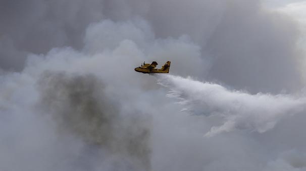 Yunanistan'da yangın faciası: Çipras gezintisini yarıda bıraktı