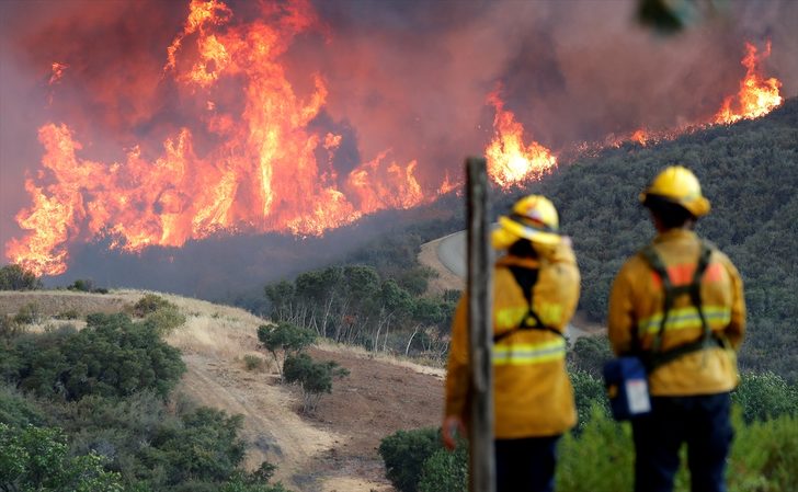 California'da tarihin en büyük yangını!