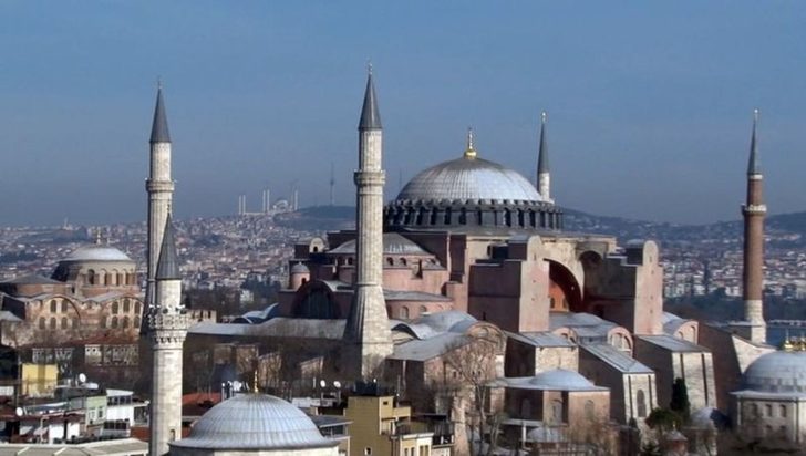 Ayasofya ibadete açılacak mı?