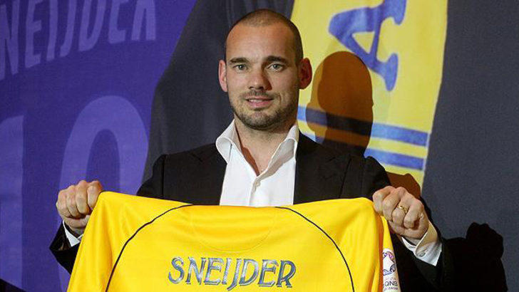 Wesley Sneijder trafik kazası geçirdi