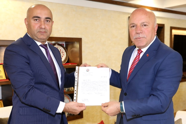 Azerbaycan Dışişleri Bakanı Memmedyarov'dan Başkan Sekmen'e Teşekkür Mektubu
