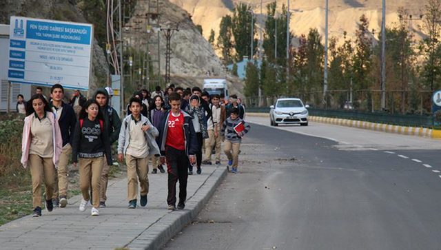 Erzurum Öğrenciler Bugün de Yollardaydı
