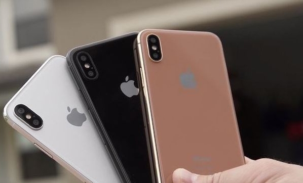 Apple açıkladı: MacBook Pro 13 ve iPhone X'te hata var