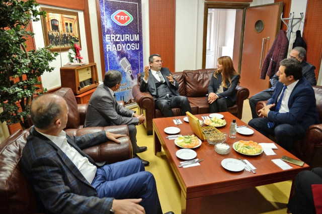 Erzurum Valisi Okay Memiş TRT Erzurum Radyosunun Konuğu Oldu