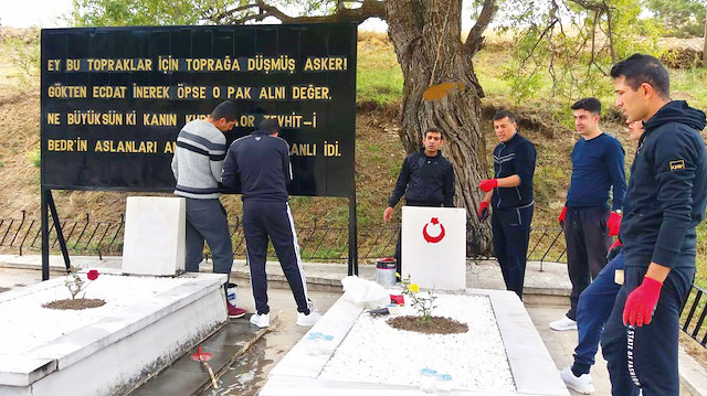 POMEM öğrencileri şehitliği ihya etti