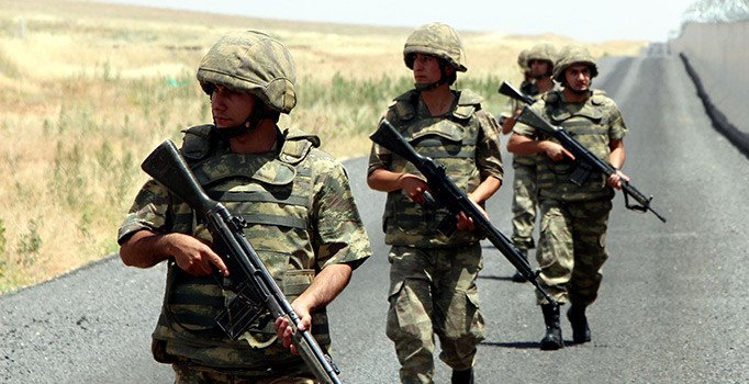 Fırat'ın doğusunda teröristlerin 'harekat' paniği