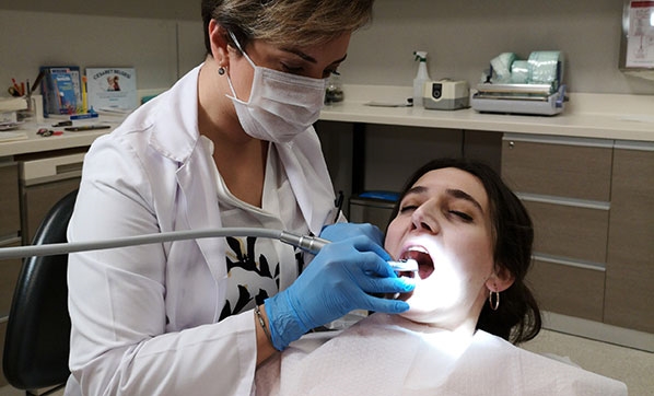 Türkiye'nin yarısı 65'inden sonra dişlerini kaybediyor