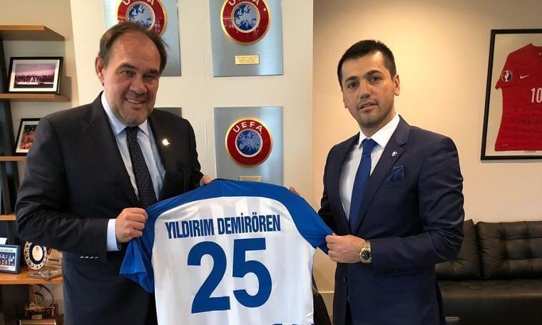 Erzurumspor yöneticileri Demirören'le görüştü