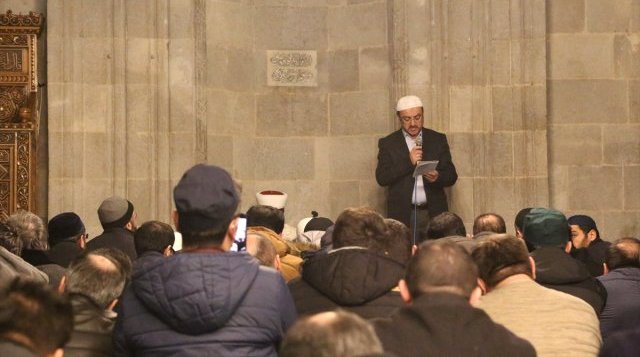 Erzurum ve Erzincan'da Çin'e Doğu Türkistan Protestosu