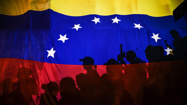 Venezuela'dan flaş hamle! Uçakla geri gönderdiler