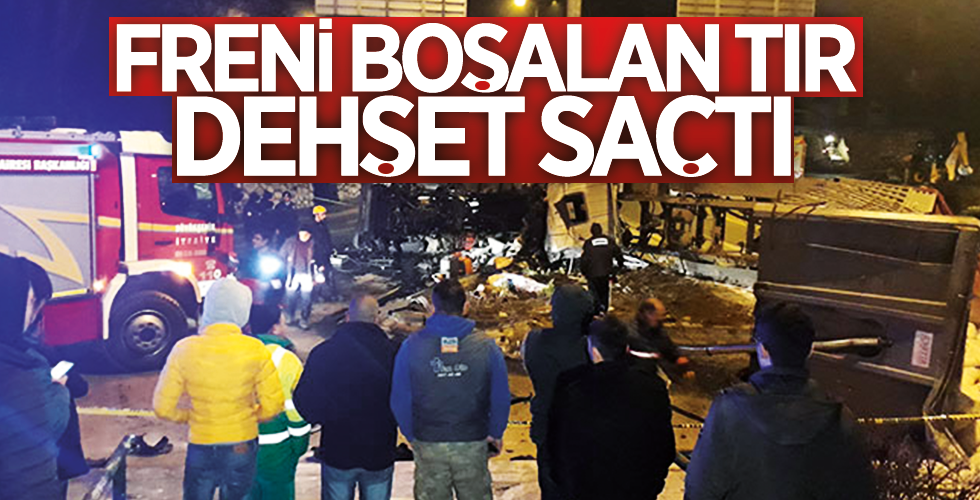 Erzurum'da Frenleri boşalan tır 2 otomobili hurdaya çevirdi