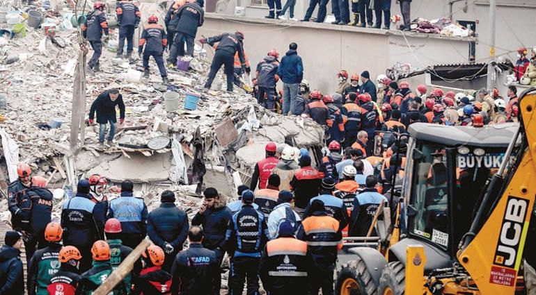 Kartal'daki çöken binada kurtarma anına ilişkin yeni görüntüler ortaya çıktı