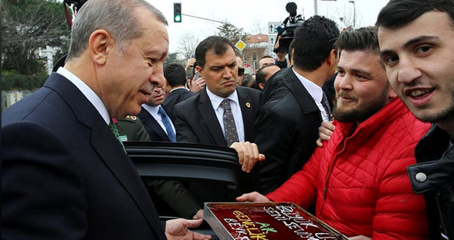 Cumhurbaşkanı Erdoğan'a sürpriz doğum günü