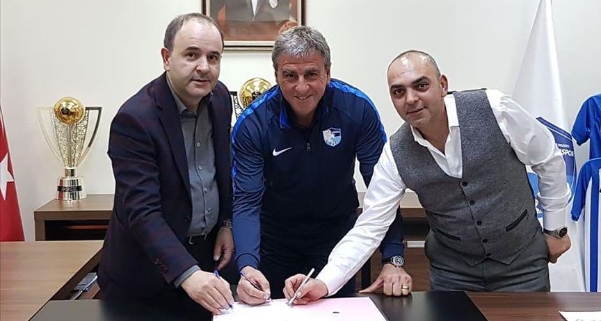 Erzurumspor, teknik direktör Hamzaoğlu ile sözleşme imzaladı