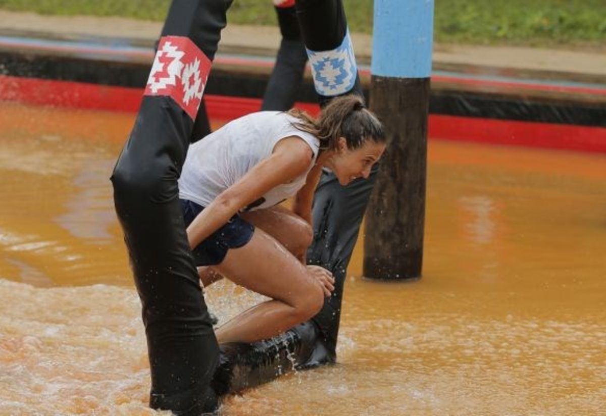 Survivor yarışmacısı Ecem Karaağaç böyle kandırıldı! '