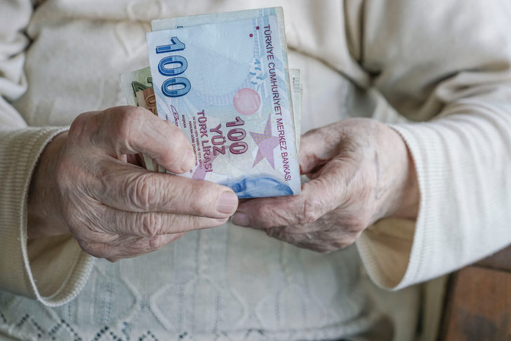 TOKİ'de emekliler için konut başvuruları bugün başladı