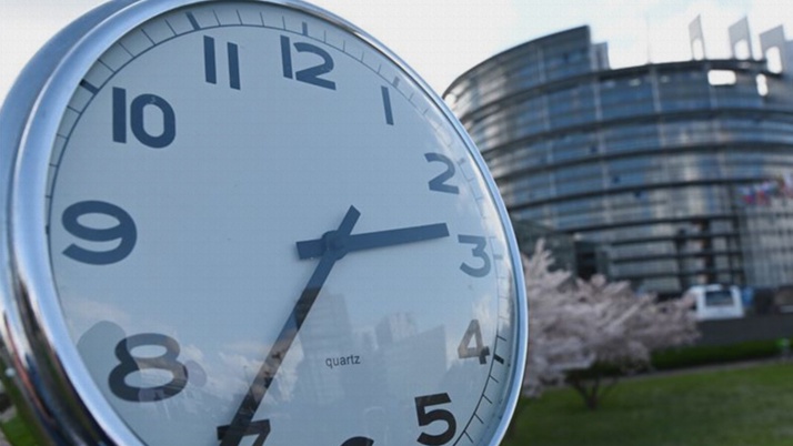 Avrupa Parlamentosundan tek saat kararı
