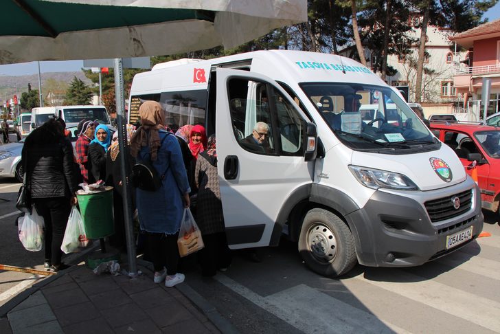 Bu belediye minibüsünde para geçmiyor