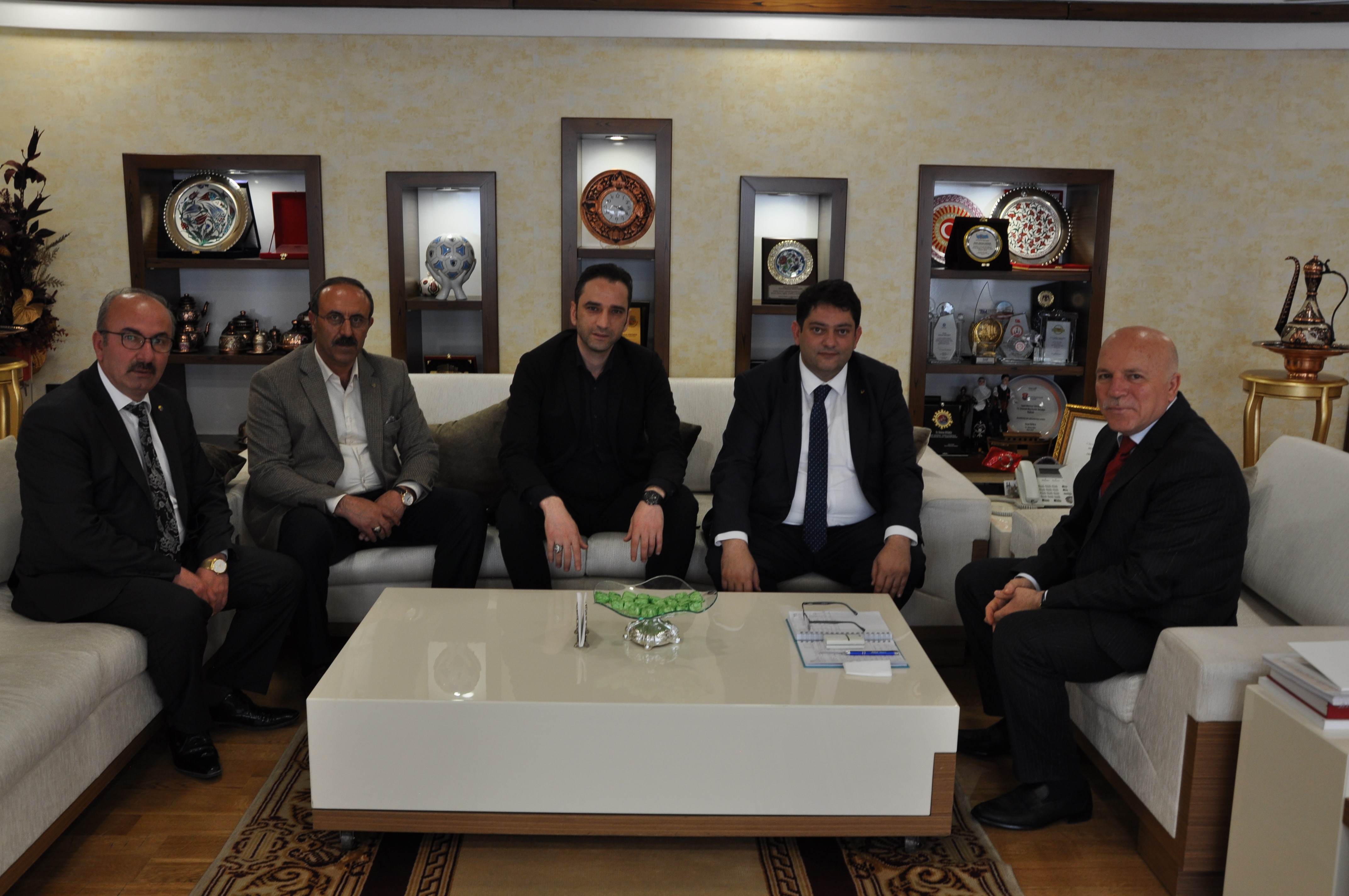 Oral’dan Belediye Başkanlarına tebrik ziyareti