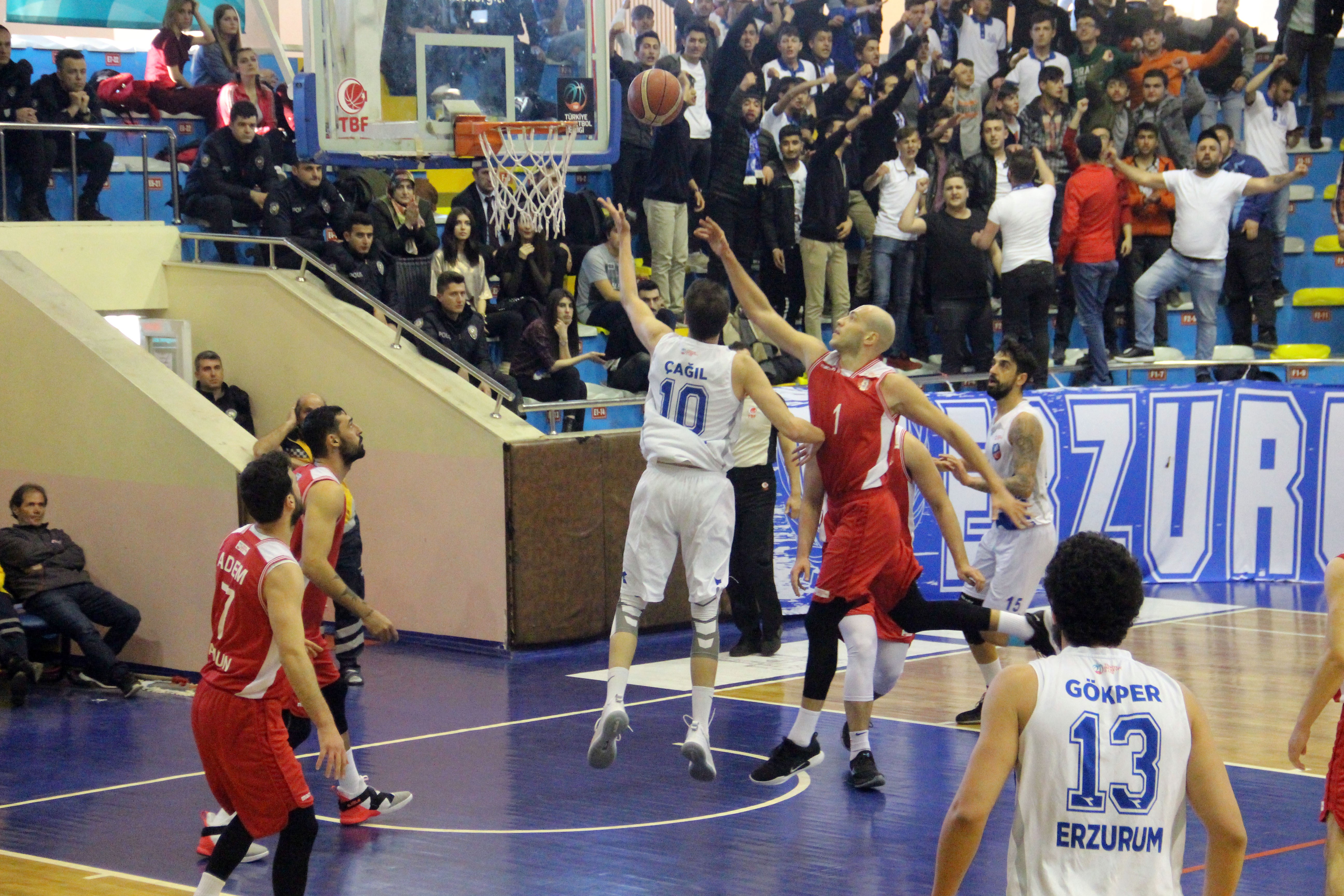 Erzurum, potada 1. Lig yolunda