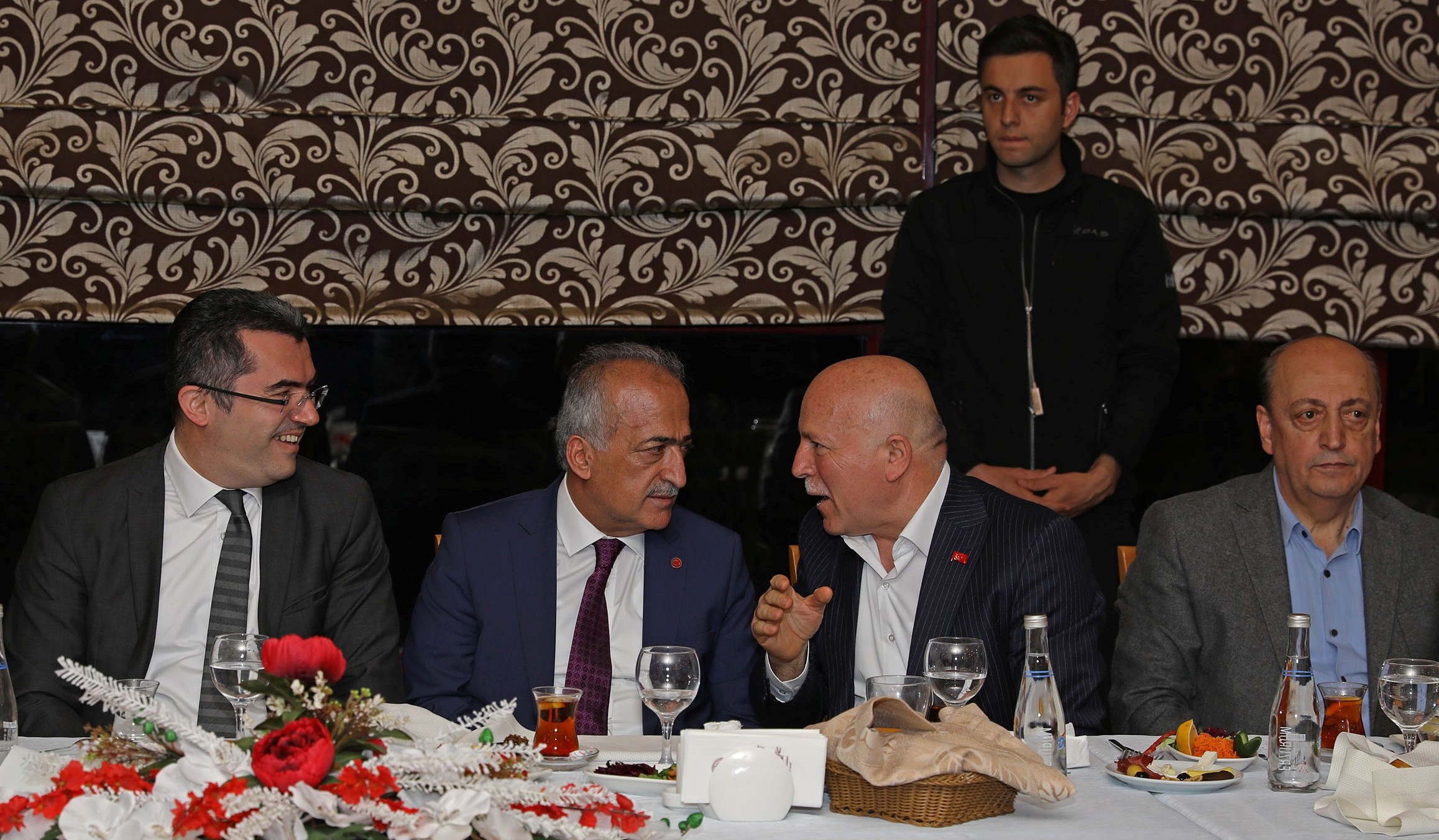 Erzurum protokolü, Rektör Çomaklı’nın iftar davetinde bir araya geldi