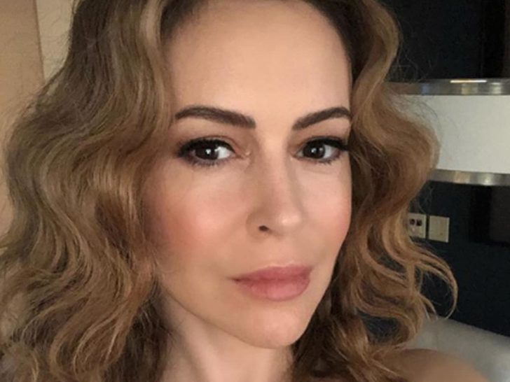 ABD'li oyuncu Alyssa Milano'dan seks grevi!