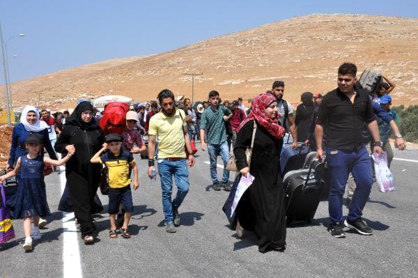 Suriyeliler, bayram ziyareti için ülkelerine gitmeye başladı