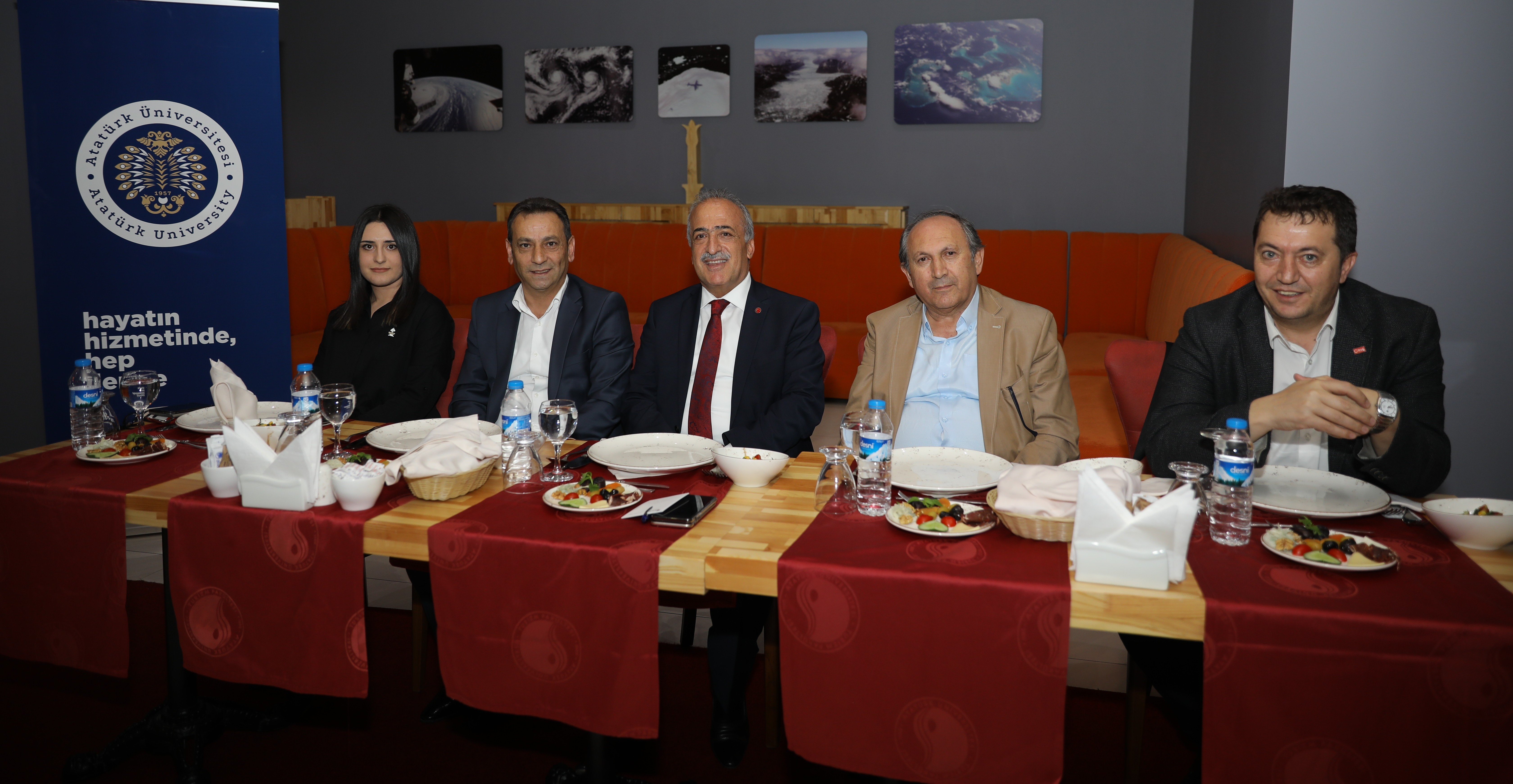 Rektör Çomaklı, basın mensuplarıyla iftar yemeğinde buluştu