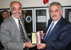Bakan Yazıcı, ETSO'da!